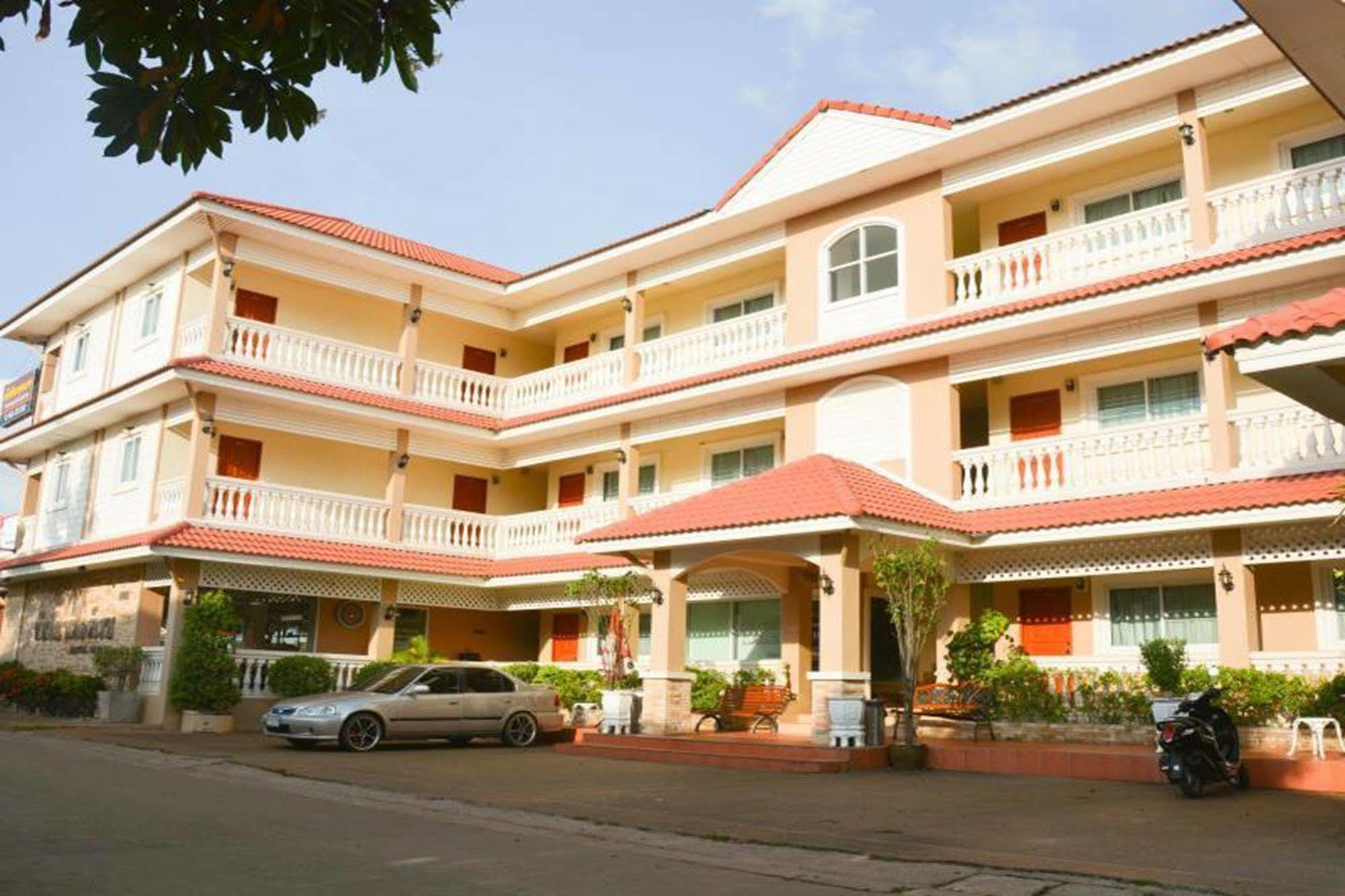 Nuntiya Terrace Hotel Udon Thani Exterior photo